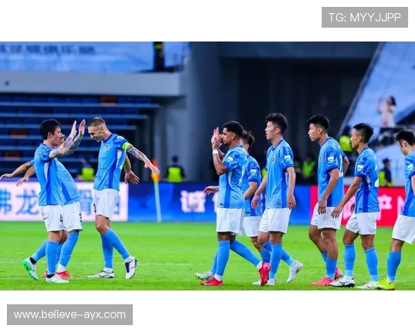 赫尔城俱乐部冬窗引援与保级形势最新动态解析及未来赛程前景展望